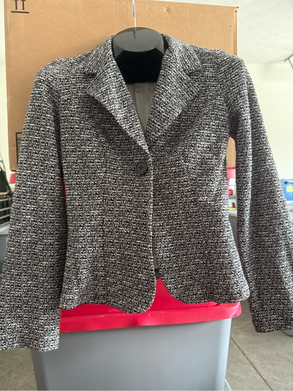 Women's Black & White Tweed Button Blazer p64